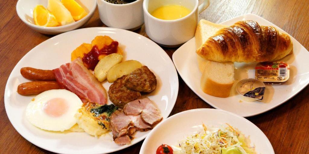 Apa Hotel Chiba Inzaimakinohara-Ekimae Narita Bagian luar foto