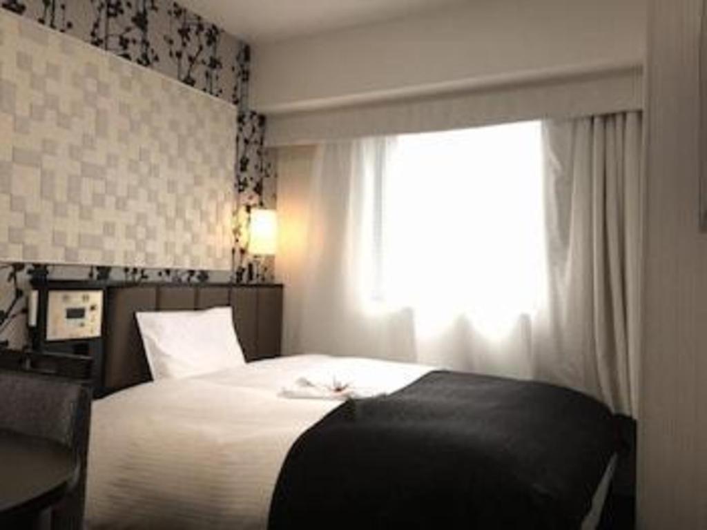 Apa Hotel Chiba Inzaimakinohara-Ekimae Narita Bagian luar foto