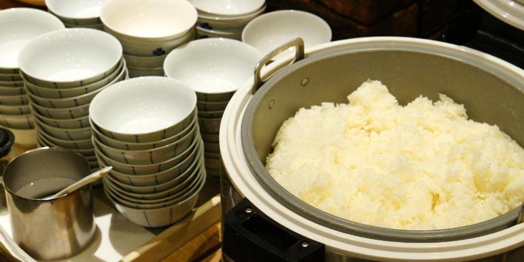 Apa Hotel Chiba Inzaimakinohara-Ekimae Narita Bagian luar foto