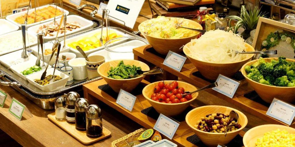Apa Hotel Chiba Inzaimakinohara-Ekimae Narita Bagian luar foto